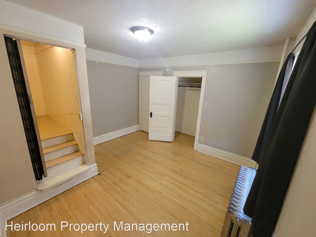 624 E 6th Street - Photo 7