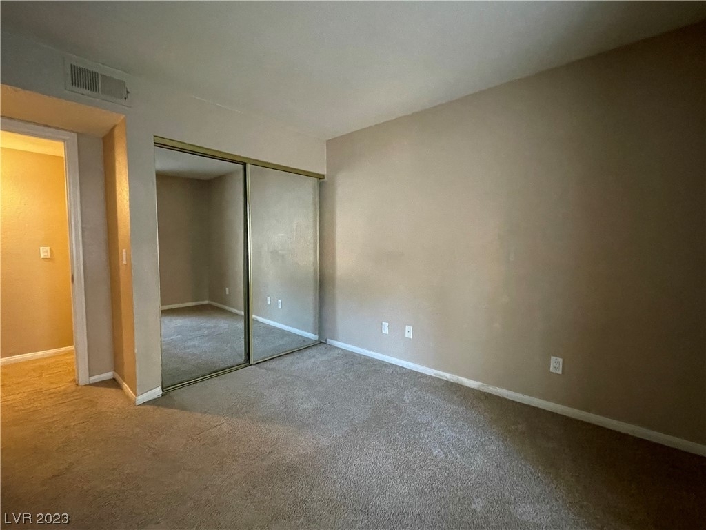 9325 W Desert Inn Road - Photo 6