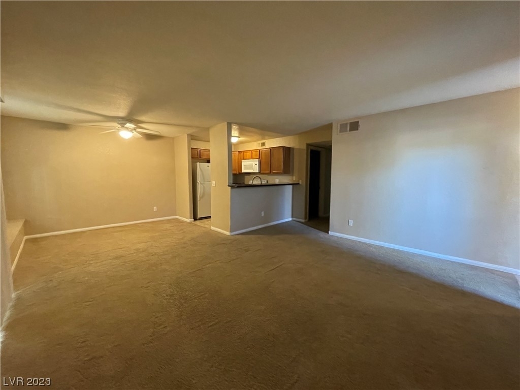 9325 W Desert Inn Road - Photo 1