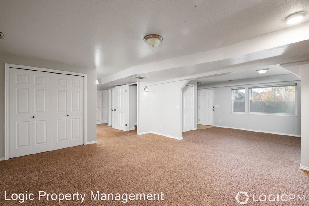 10328 S. Countrywood Drive - Photo 11