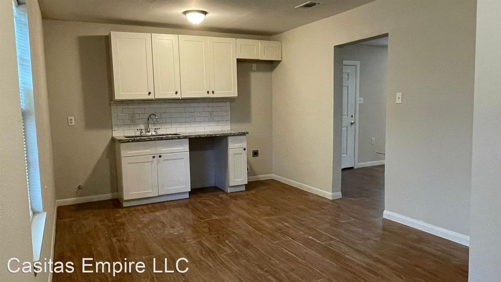 3411 Market St. B - Photo 1