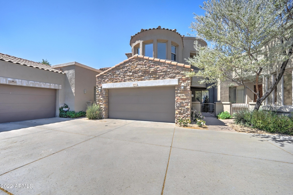 19475 N Grayhawk Drive - Photo 2