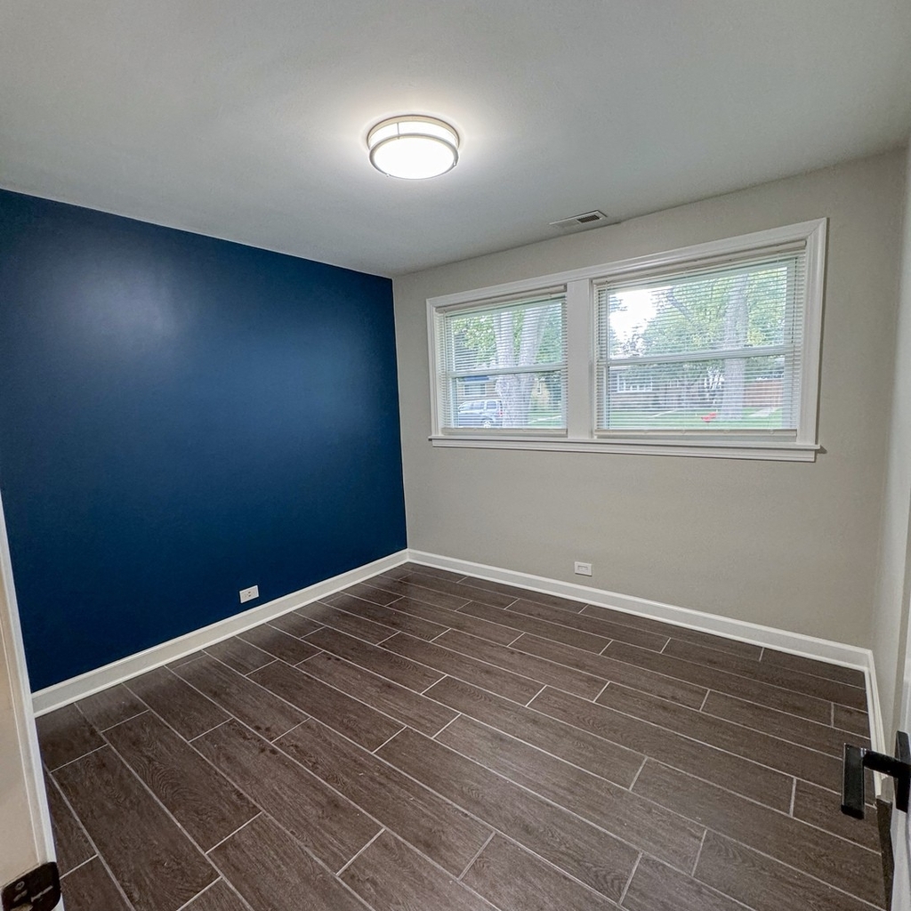 3501 Morton Avenue - Photo 8