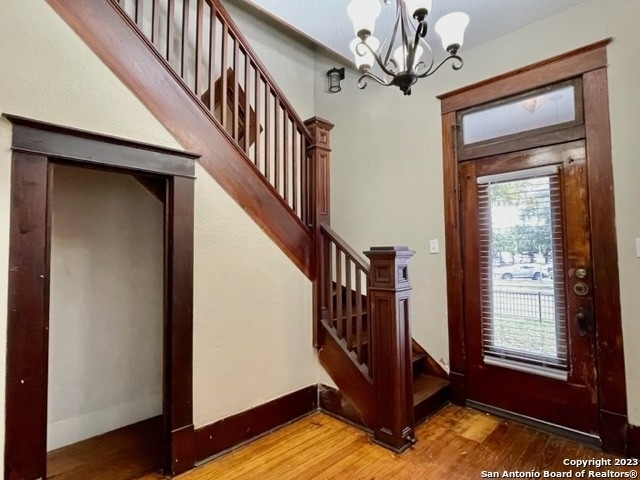 319 E Euclid Ave - Photo 3