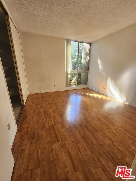 5625 Windsor Way - Photo 9