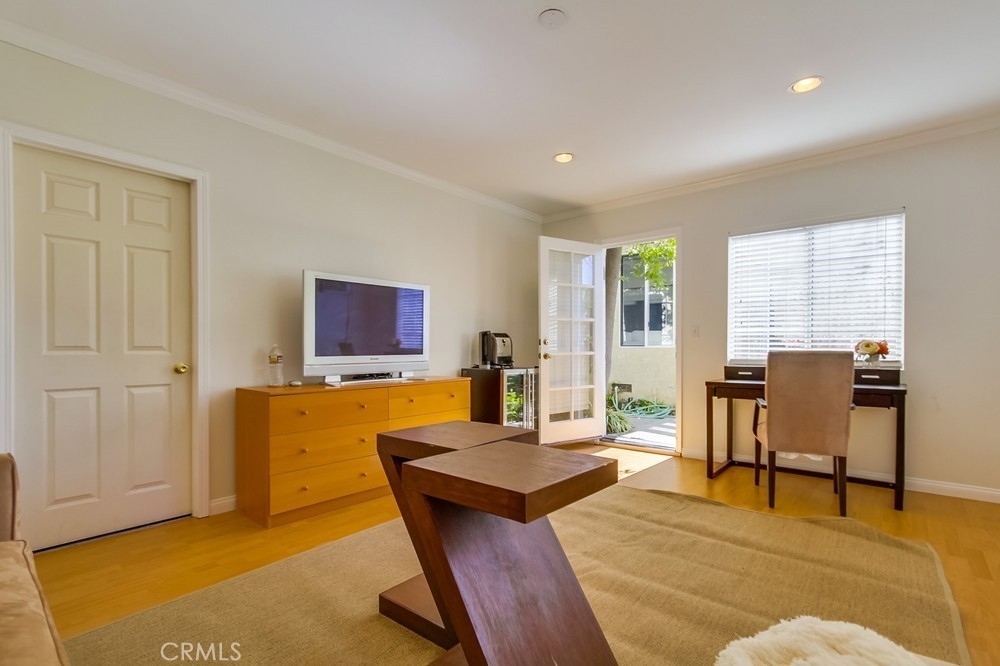 12555 Collins Street - Photo 23