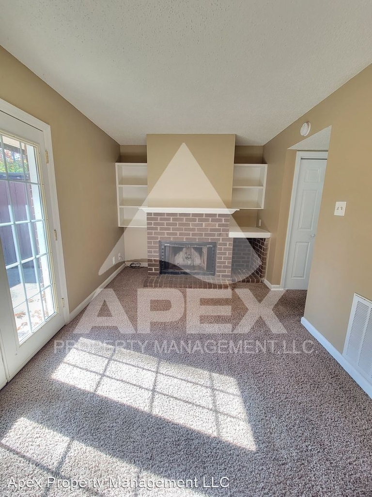 9016 Countryside Lane - Photo 6