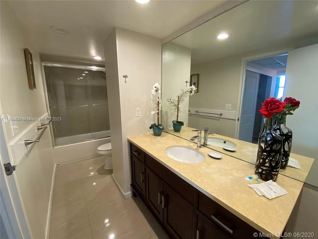 4001 S Ocean Dr - Photo 16