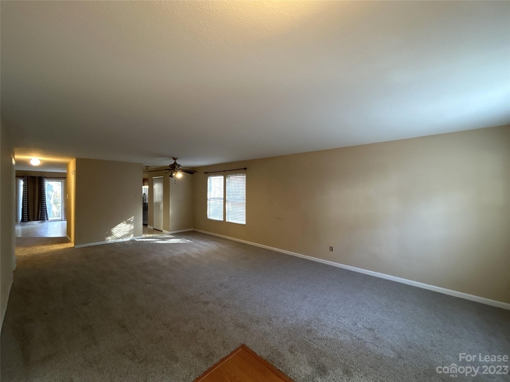 2937 Royal Fern Lane - Photo 10