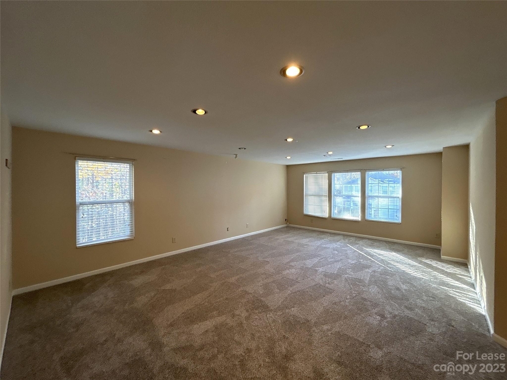 2937 Royal Fern Lane - Photo 5