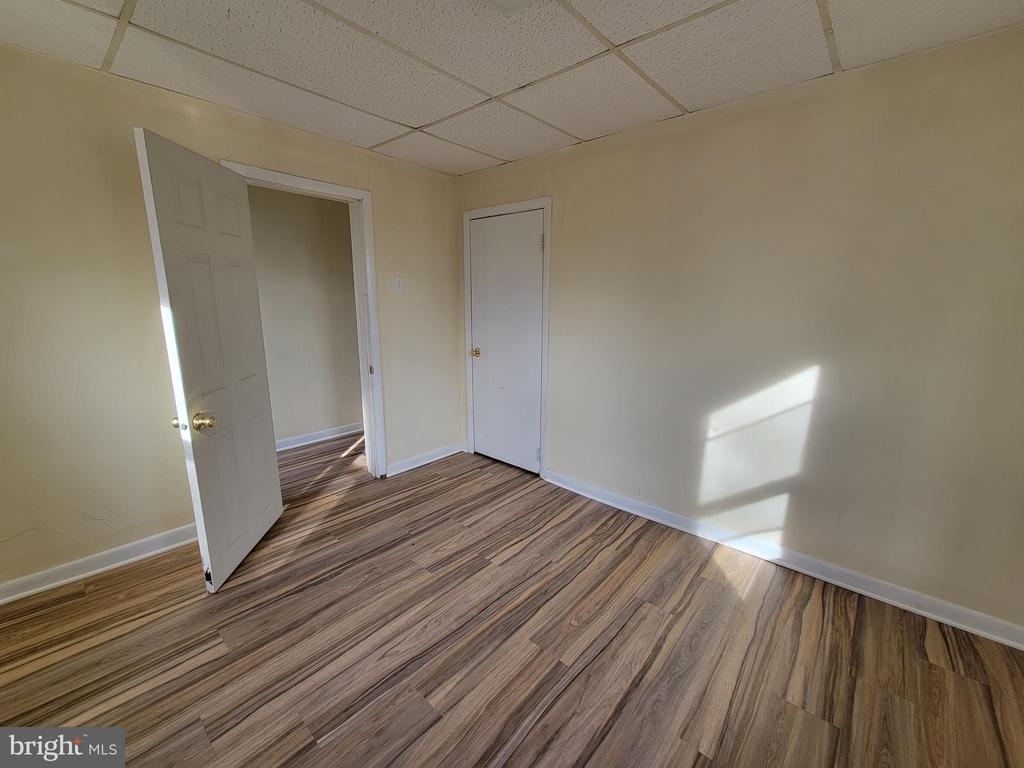 104 Market Pl - Photo 10