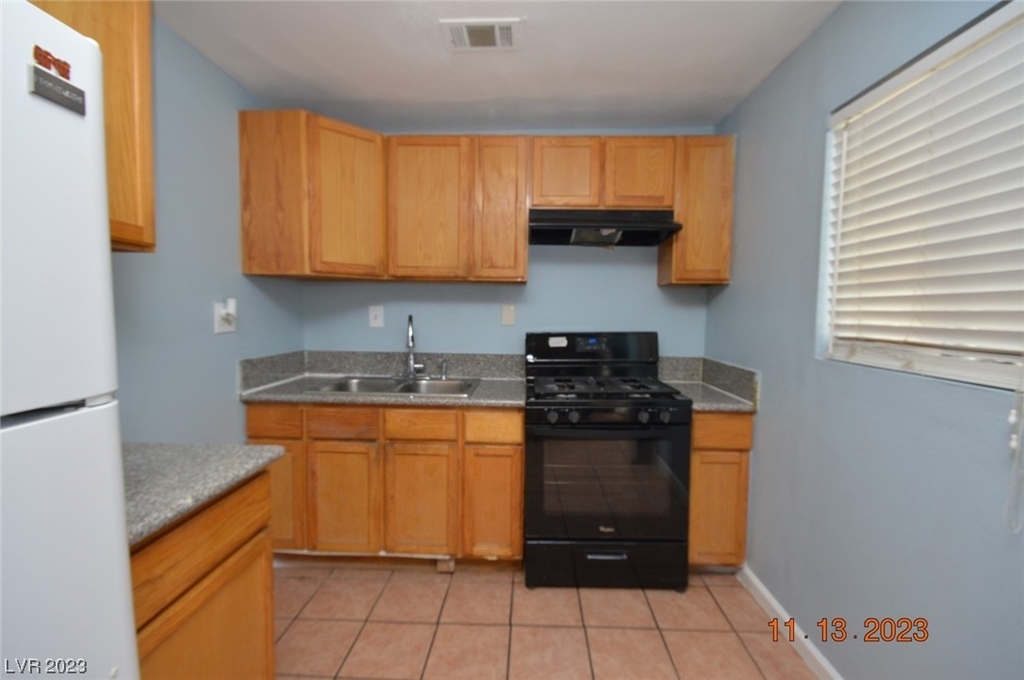 2840 Cedar Street - Photo 8