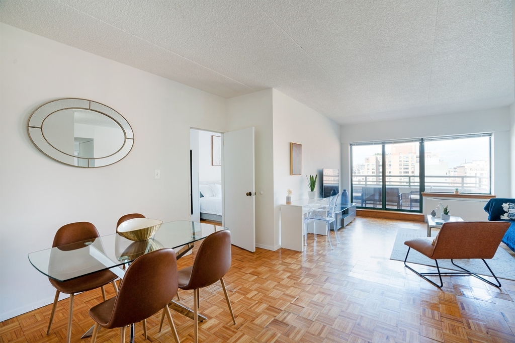 600 Columbus Avenue - Photo 4