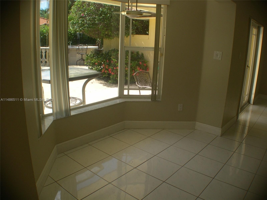 16178 Sw 154th Ct - Photo 13