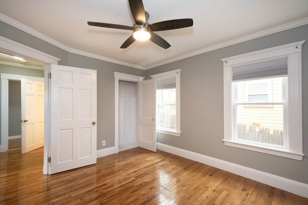 181 Metropolitan Ave - Photo 14