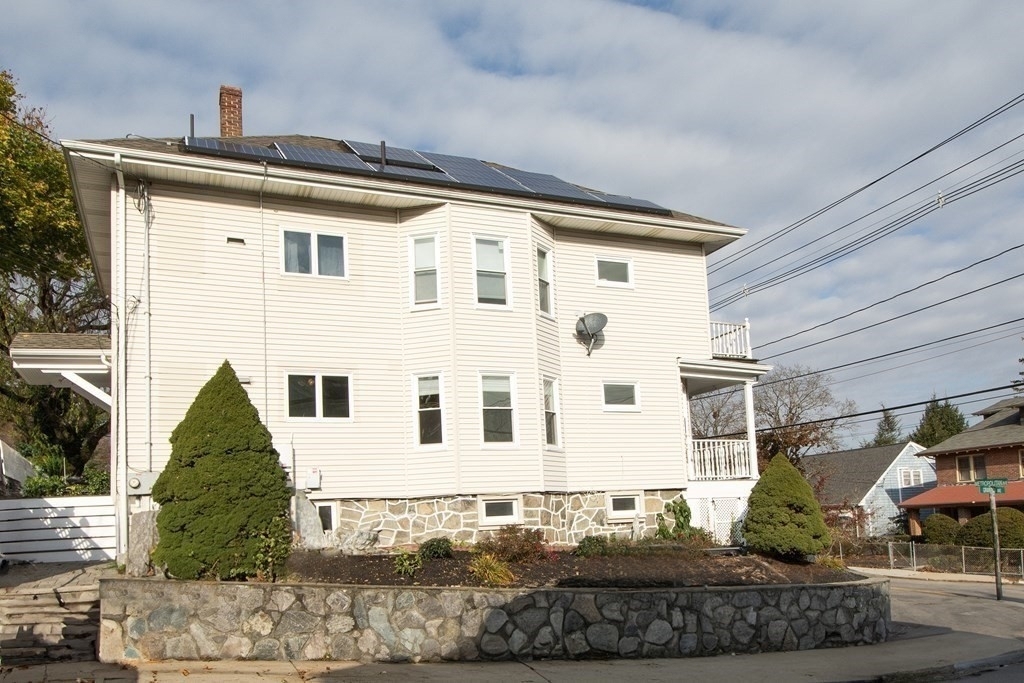 181 Metropolitan Ave - Photo 27