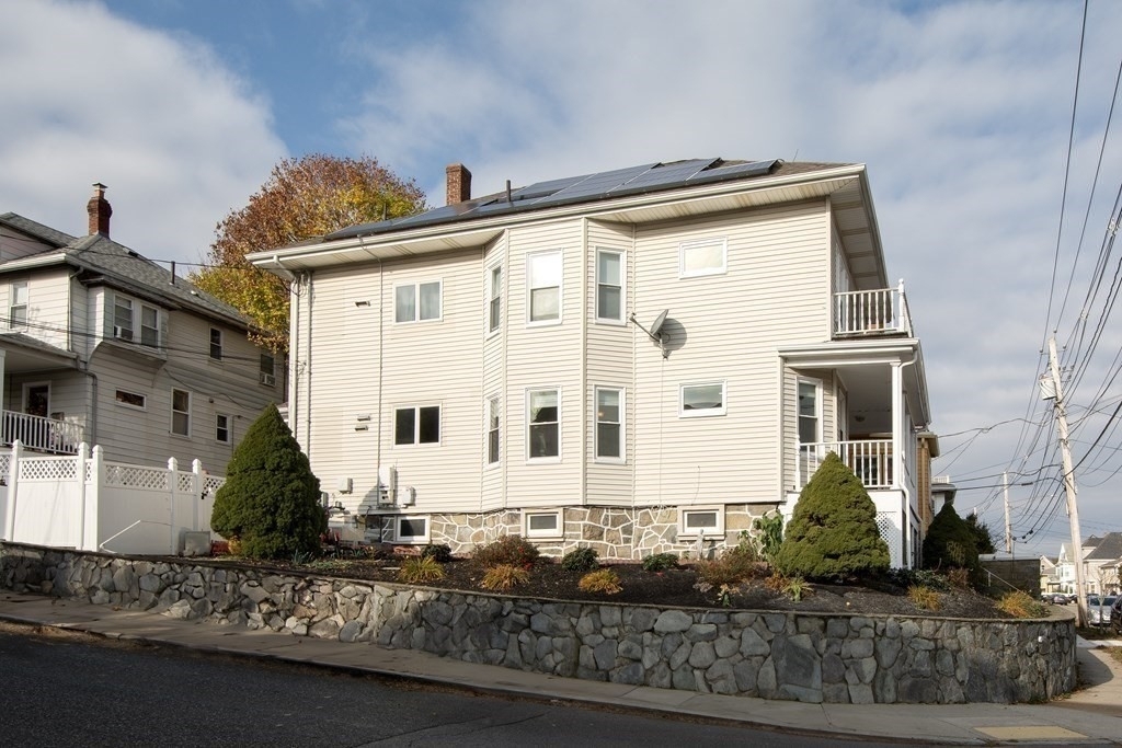 181 Metropolitan Ave - Photo 28