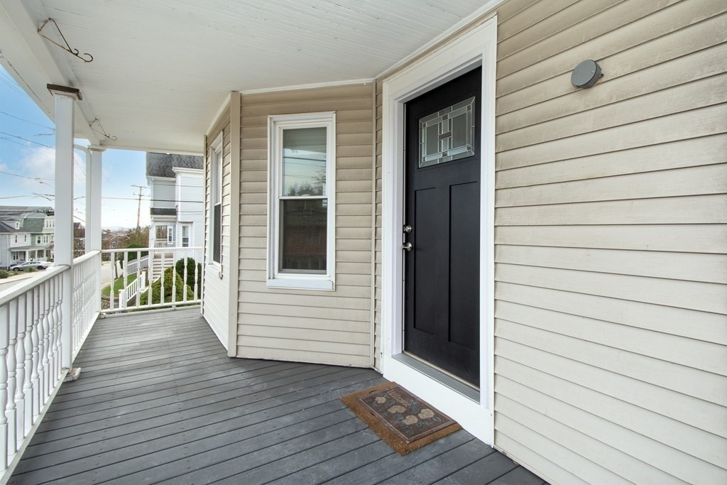 181 Metropolitan Ave - Photo 1