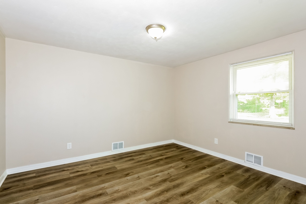 1065 Hornaday Road - Photo 13