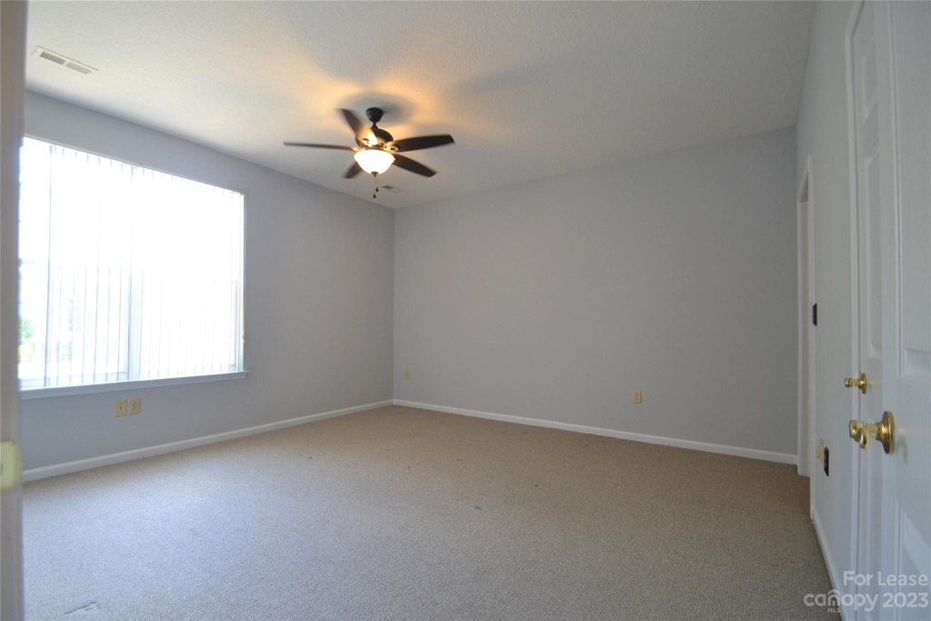 8035 Sultana Circle - Photo 15