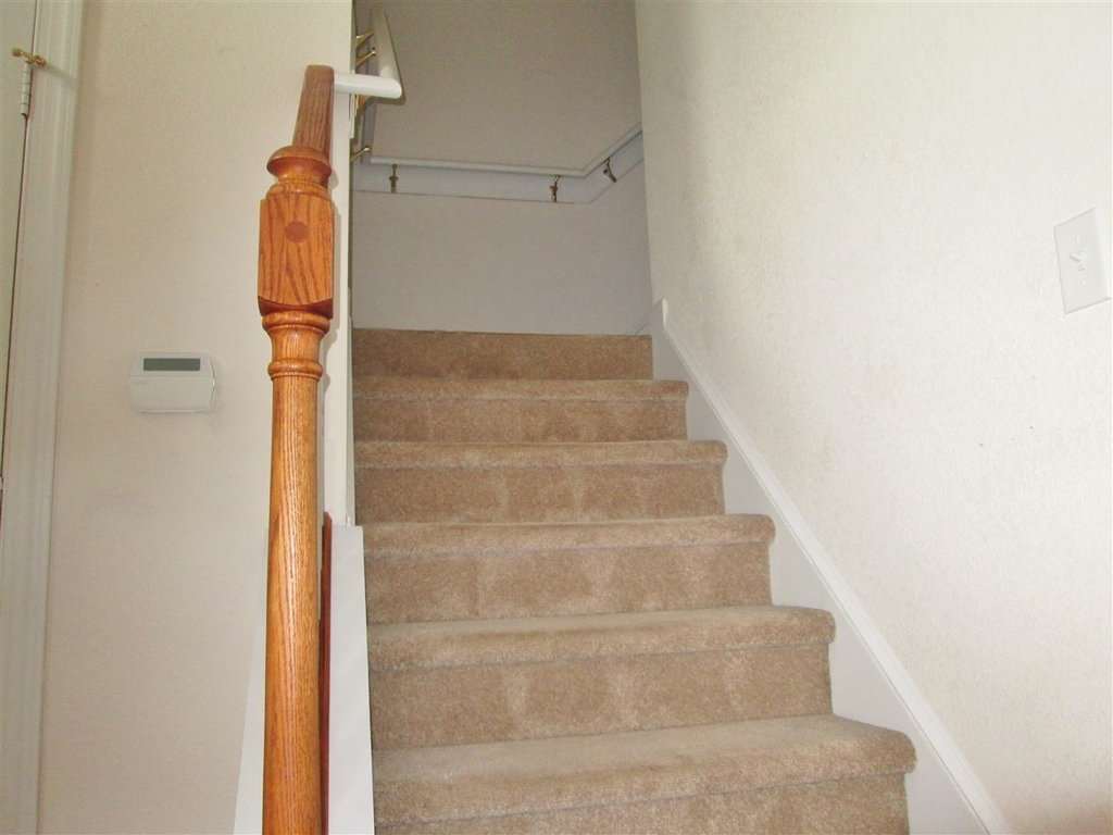 403 Stagecoach Drive - Photo 9