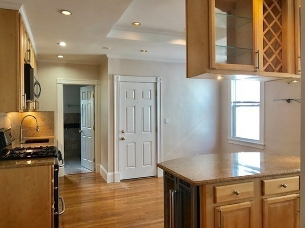 8 Whte Ave - Photo 1