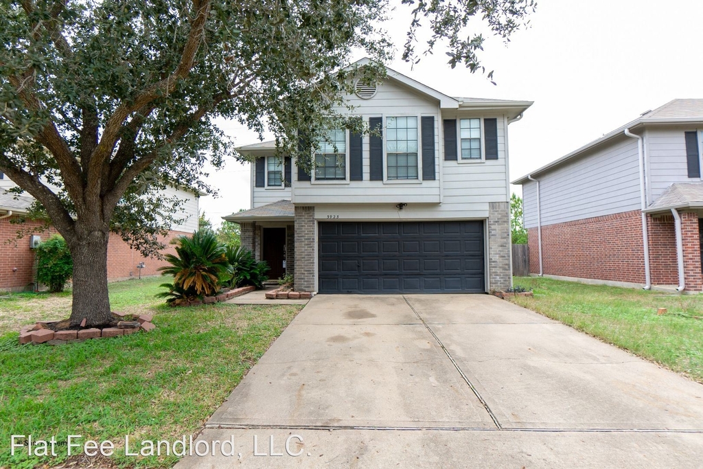 3923 Starbridge Point Lane - Photo 0