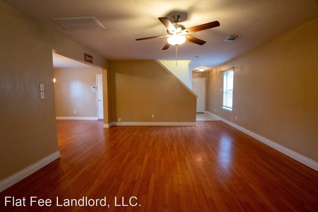 3923 Starbridge Point Lane - Photo 7