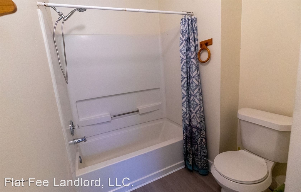 3923 Starbridge Point Lane - Photo 24