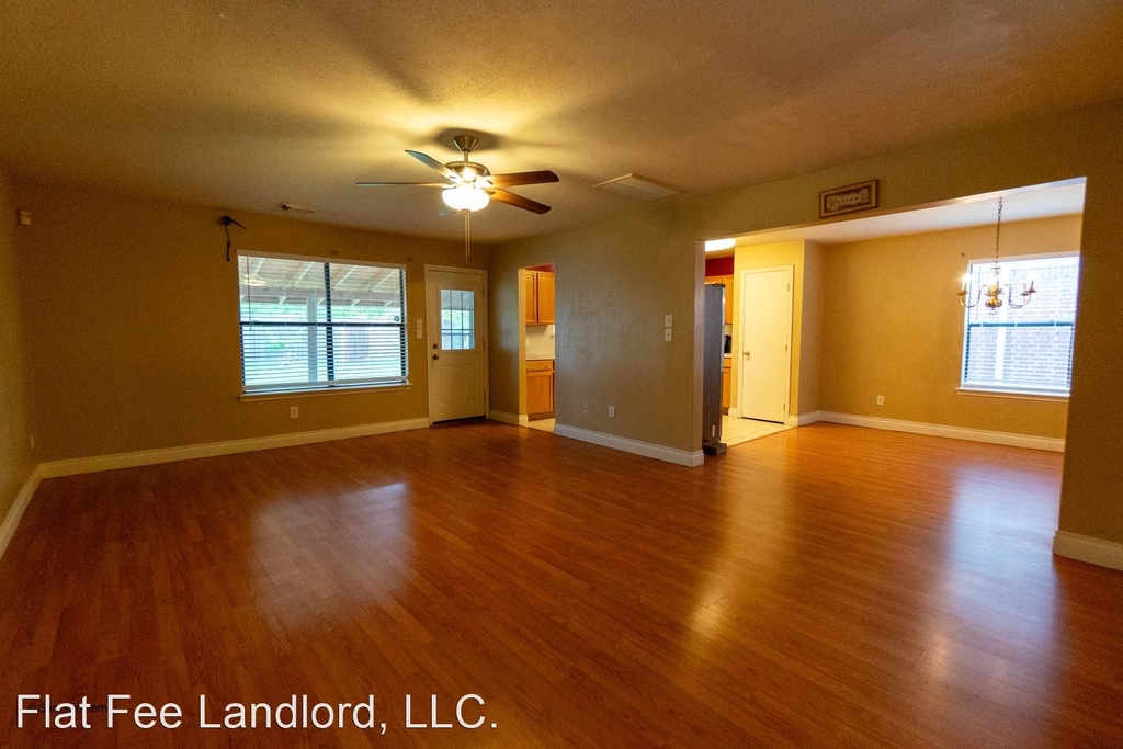 3923 Starbridge Point Lane - Photo 5