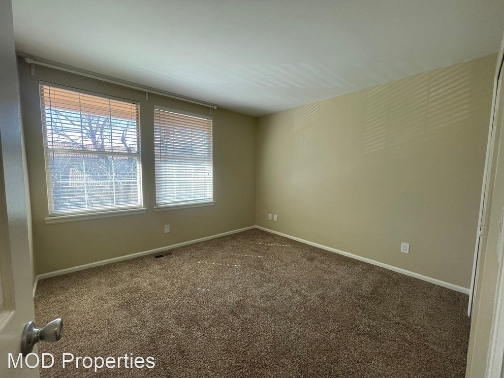 8825 Fiesta Terrace - Photo 31