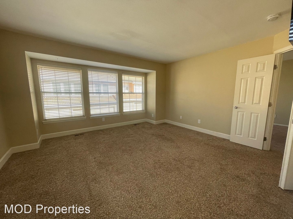 8825 Fiesta Terrace - Photo 25