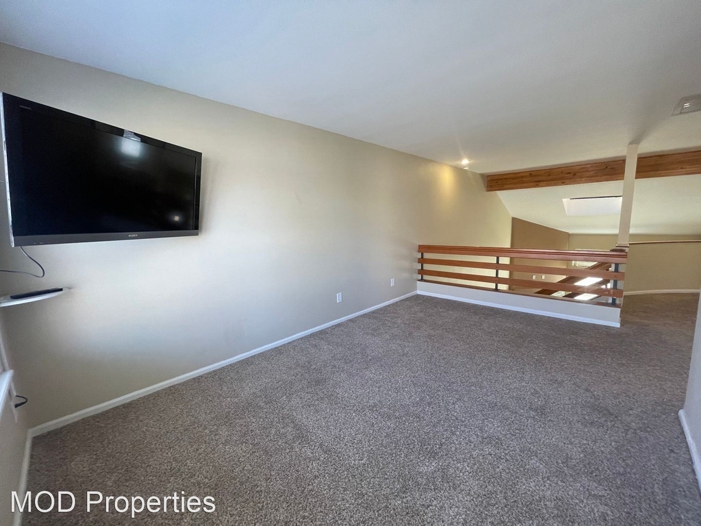 8825 Fiesta Terrace - Photo 22