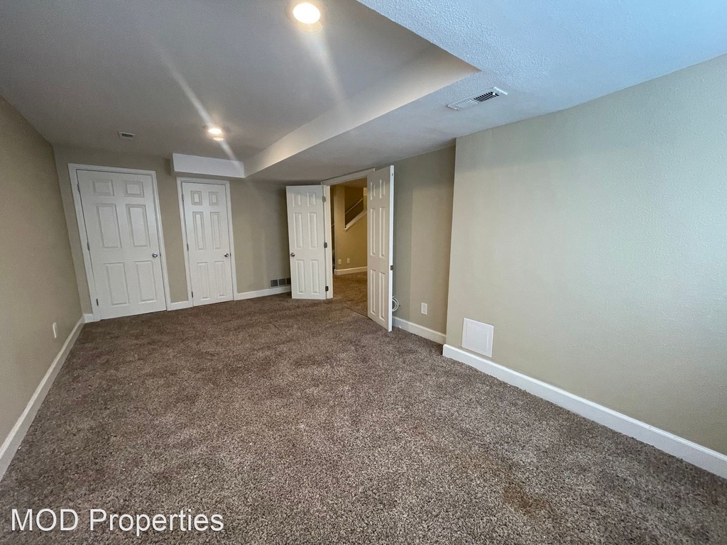 8825 Fiesta Terrace - Photo 38