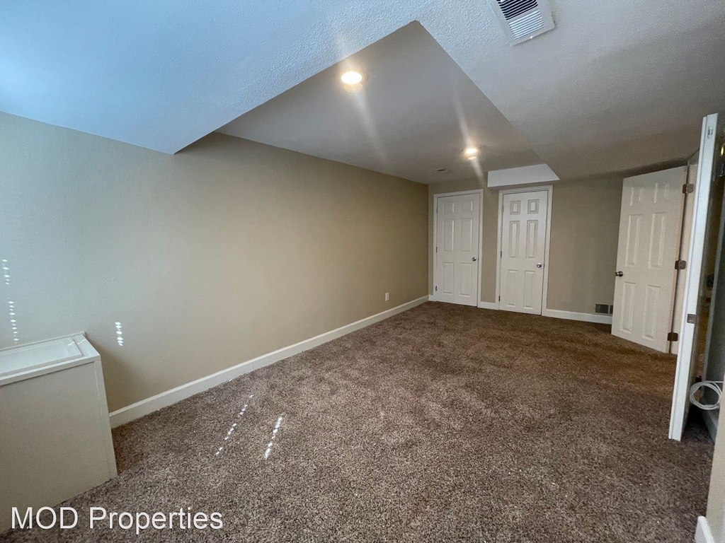 8825 Fiesta Terrace - Photo 40