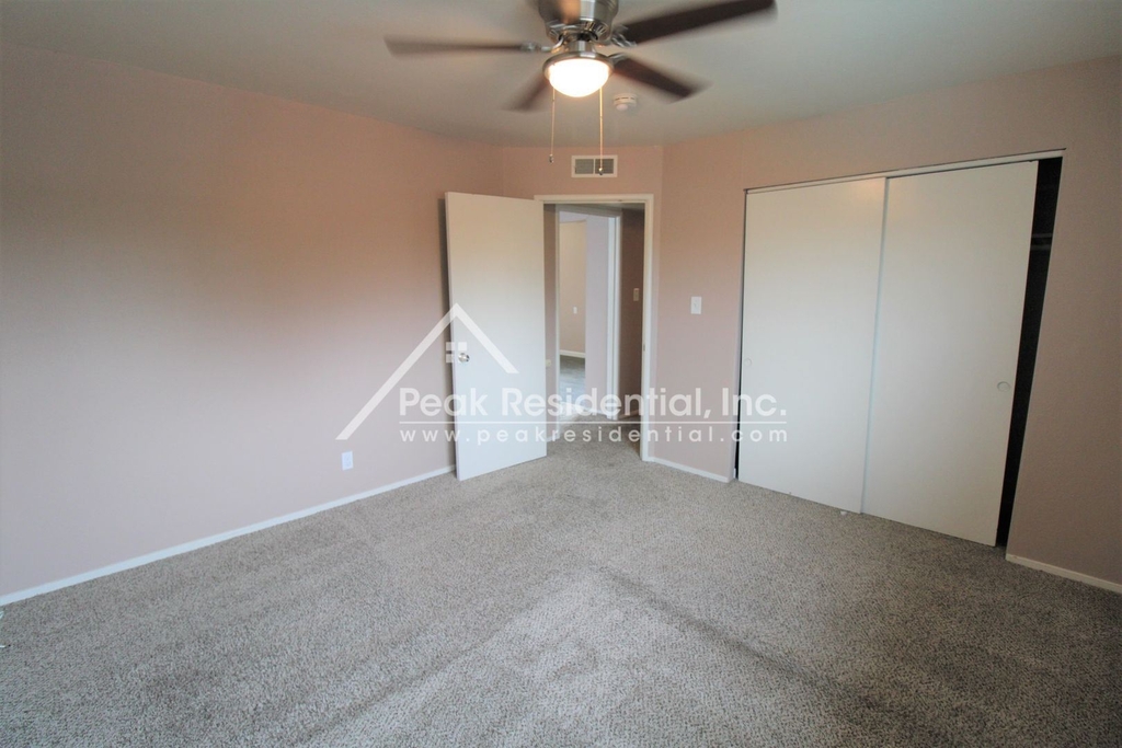 3833 Marconi Avenue - Photo 14