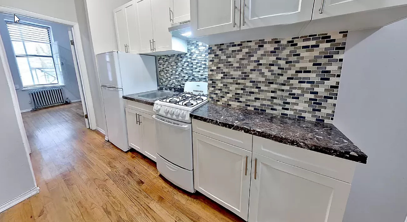218 East 6th Street - Photo 2
