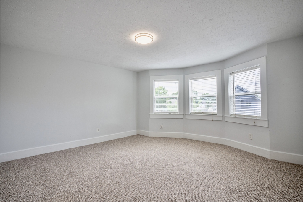 2323 Central Avenue - Photo 18