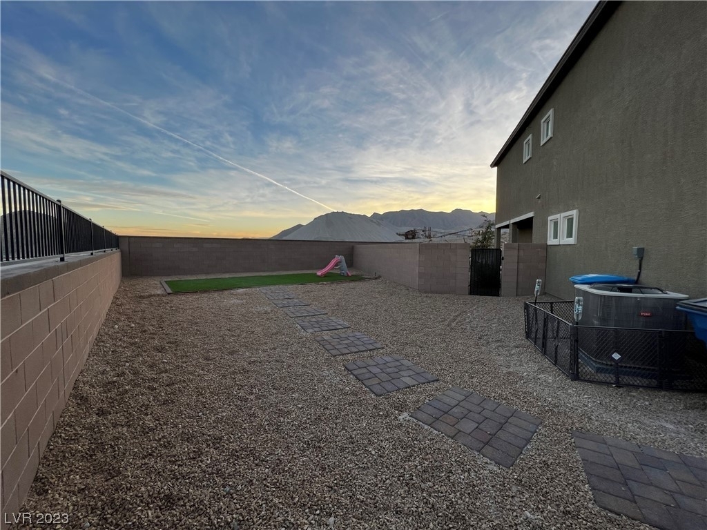 5204 Sunstone Mesa Drive - Photo 24