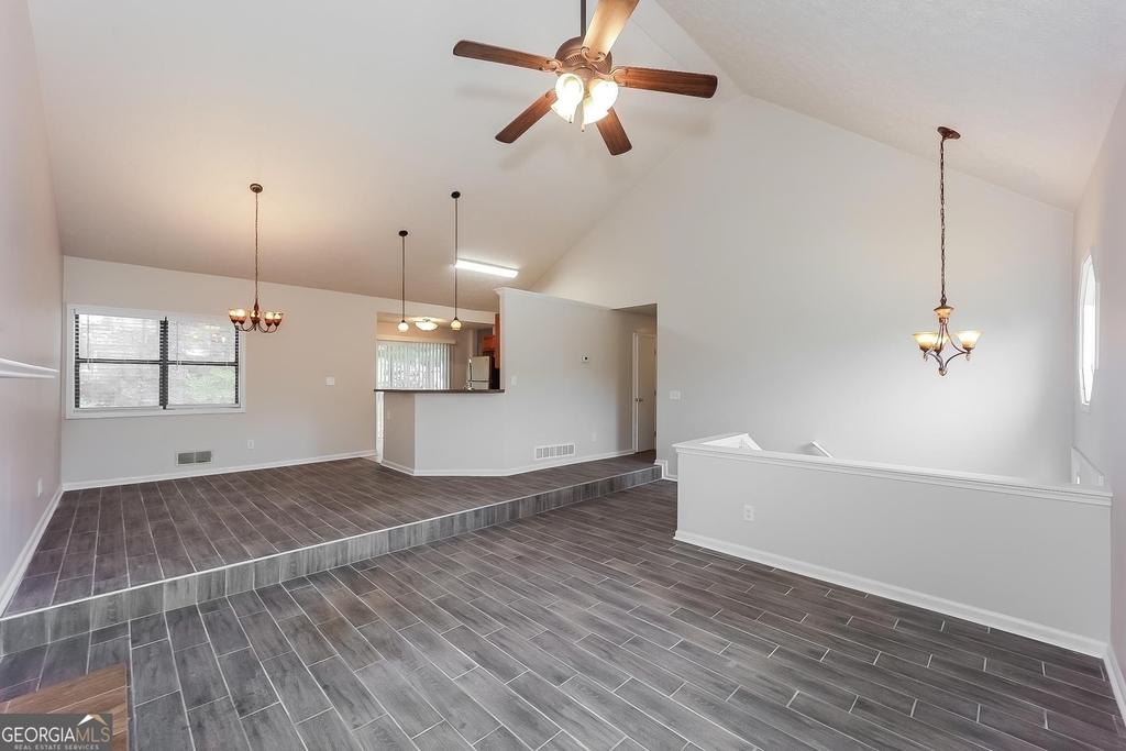 6166 Highview - Photo 4