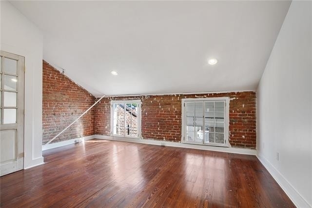 612 Julia Street - Photo 7