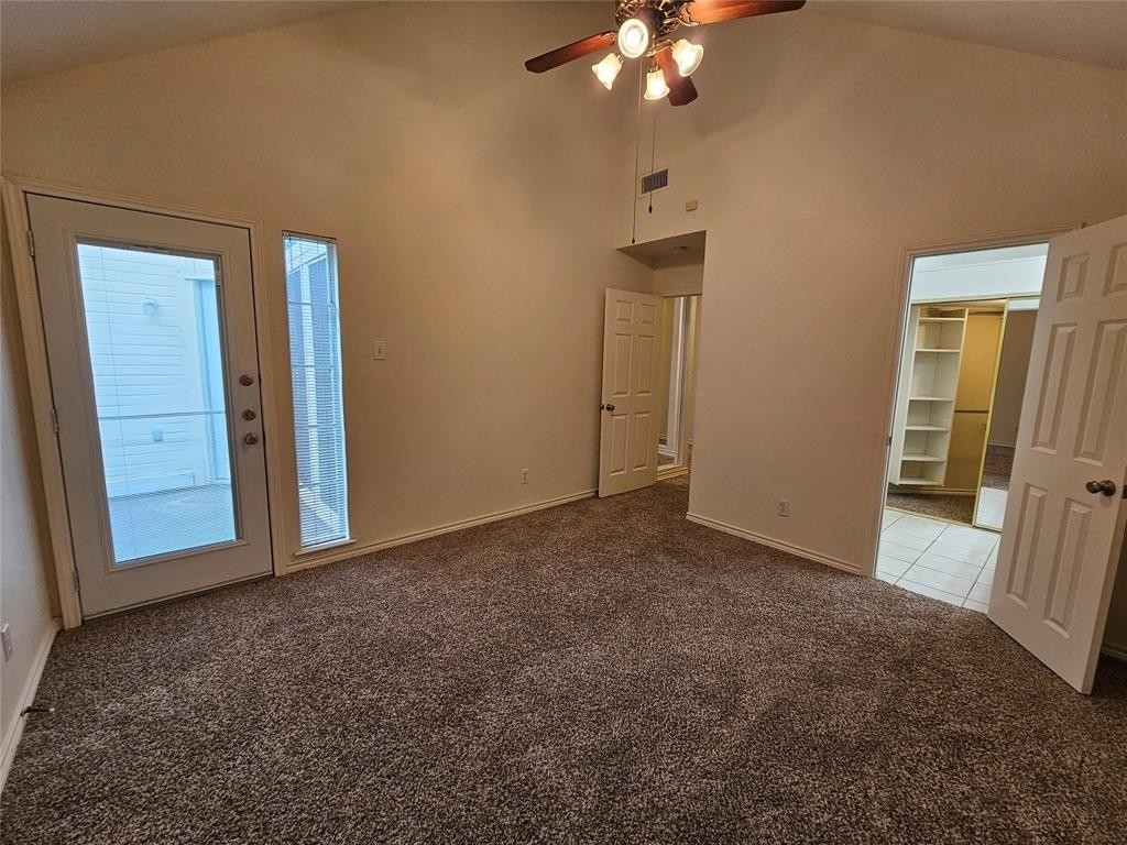 18055 Whispering Gables Lane - Photo 35