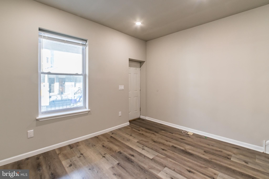 5010 Reno Street - Photo 2