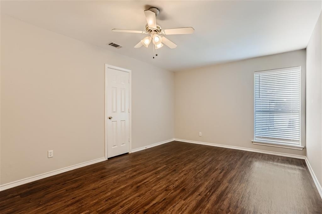 704 Ashbrook Drive - Photo 17