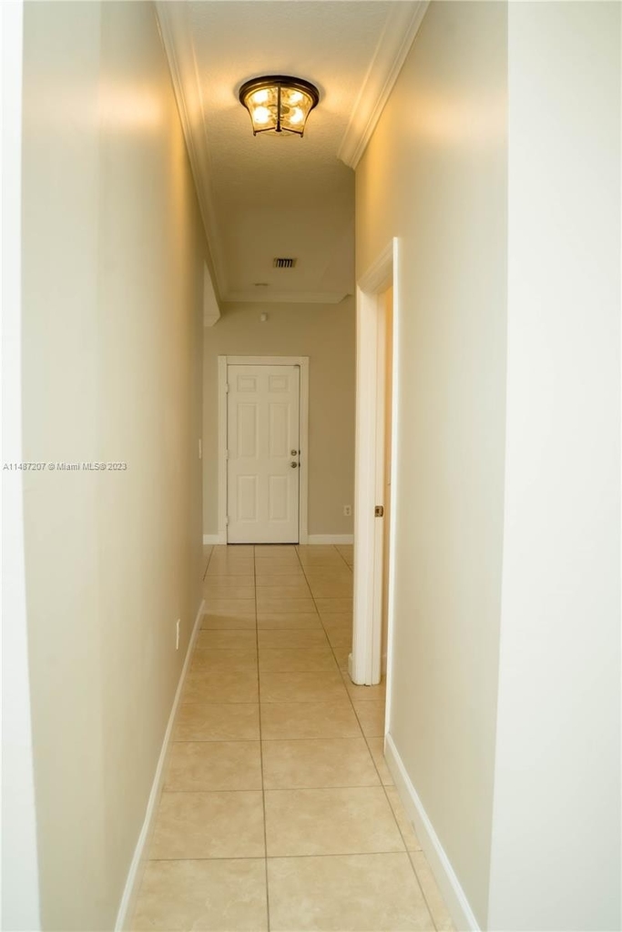 1277 Nw 170th Ter - Photo 25