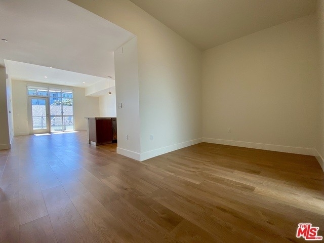 8017 W Norton Ave - Photo 1