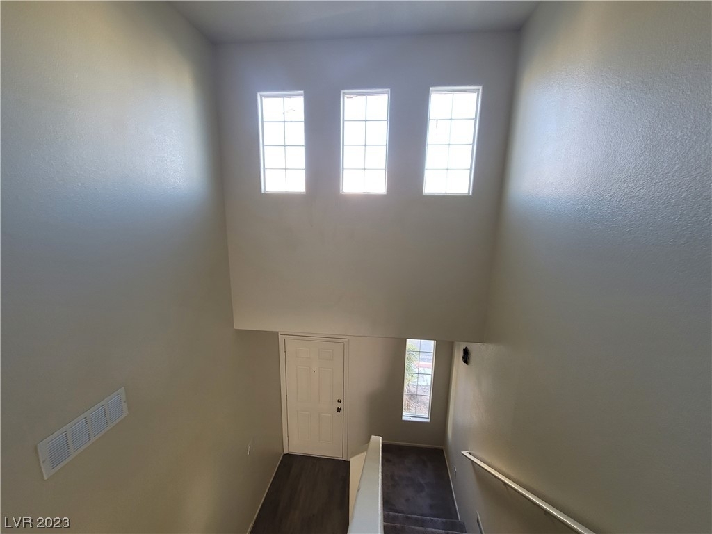 9229 Millikan Avenue - Photo 19