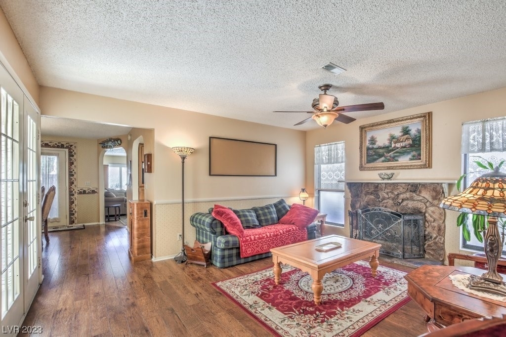 8140 Spur Court - Photo 4