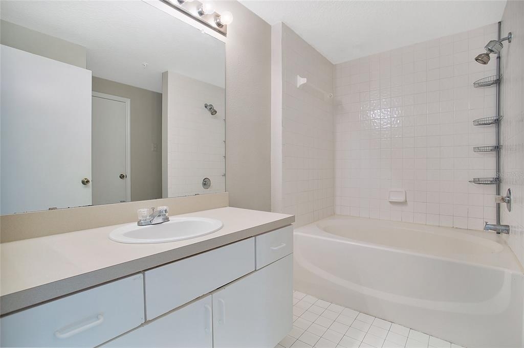 5518 Metrowest Boulevard - Photo 15