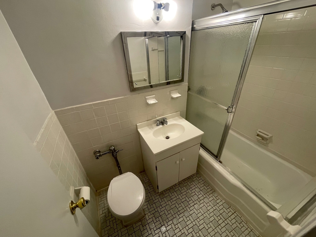 66-25 103rd Street - Photo 13